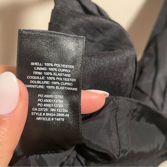 Aritzia Wilfred Rhapsody Crop Blouse Black- Size 4 - Picture 5 of 8